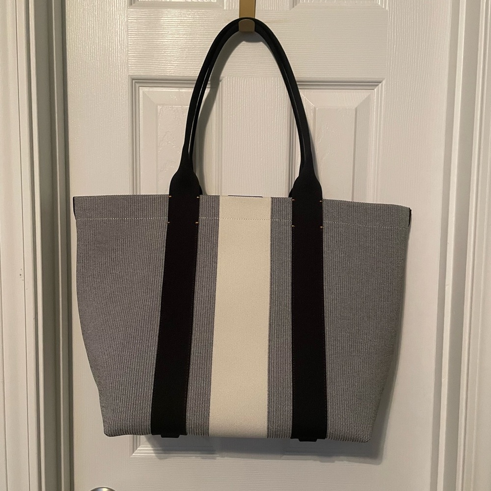 Rothy’s Grey Mist Essential Tote - Picture 1 of 5